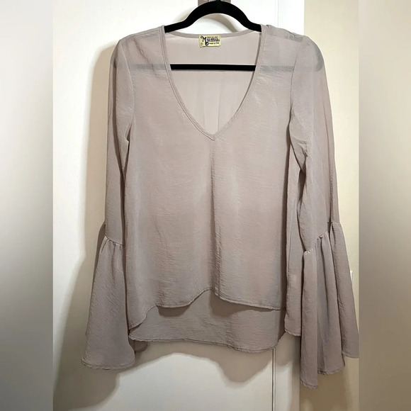 Show Me Your MuMu Tops - Show Me Your MuMu Taupe Boho Blouse Size Medium